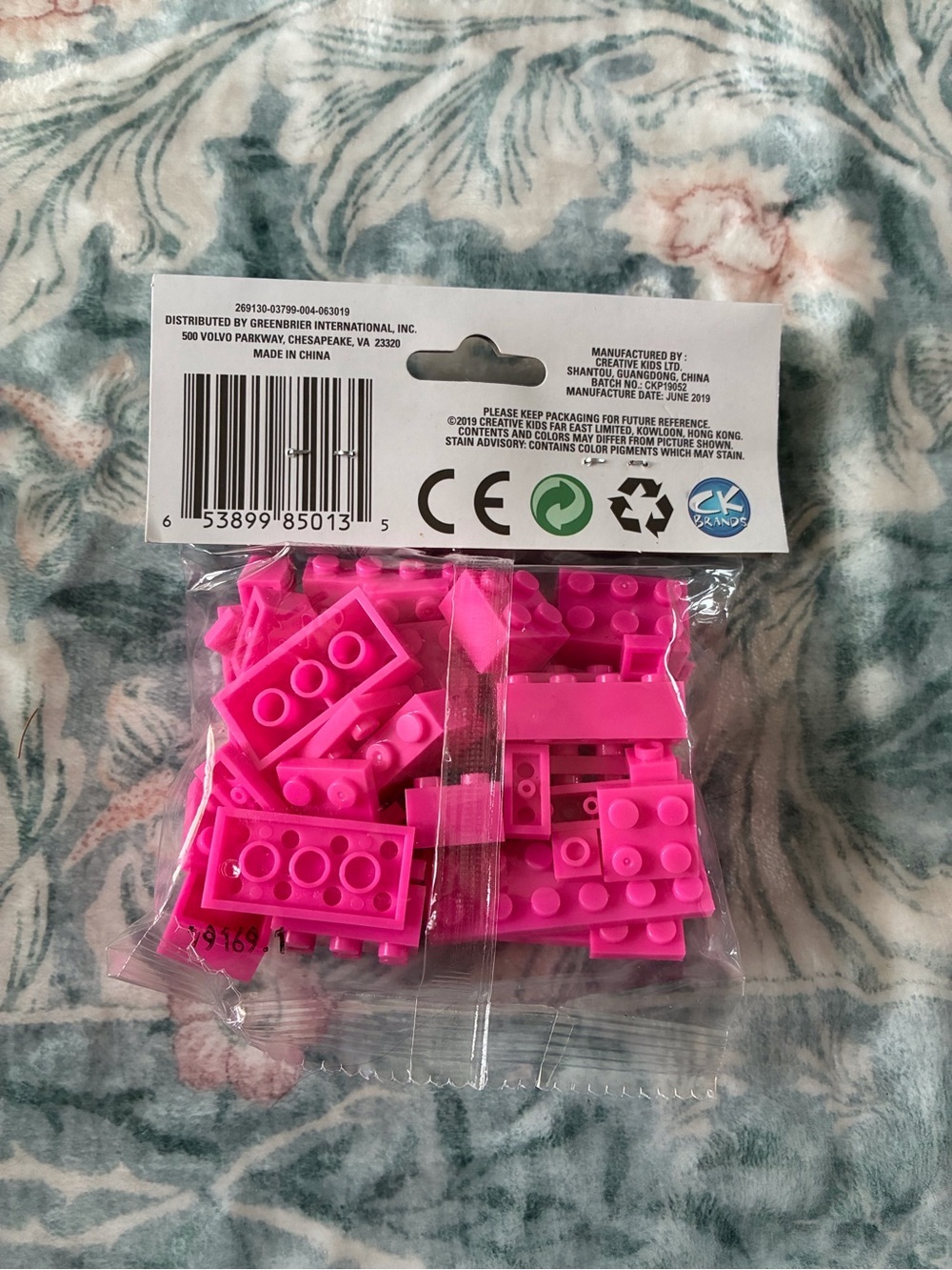 Lego pink building bricks